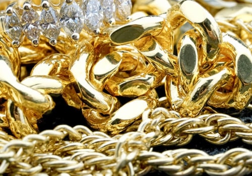 Is it better to buy gold or diamonds?